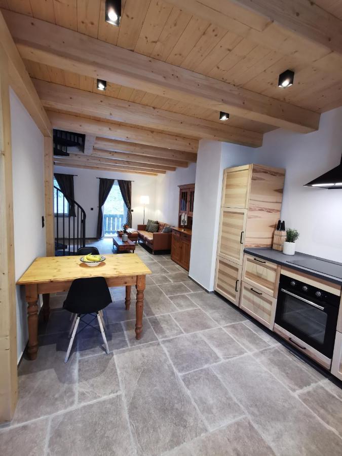 Alte Baeckerei Apartment Bescheid Bagian luar foto