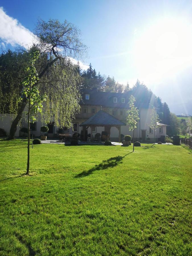 Alte Baeckerei Apartment Bescheid Bagian luar foto