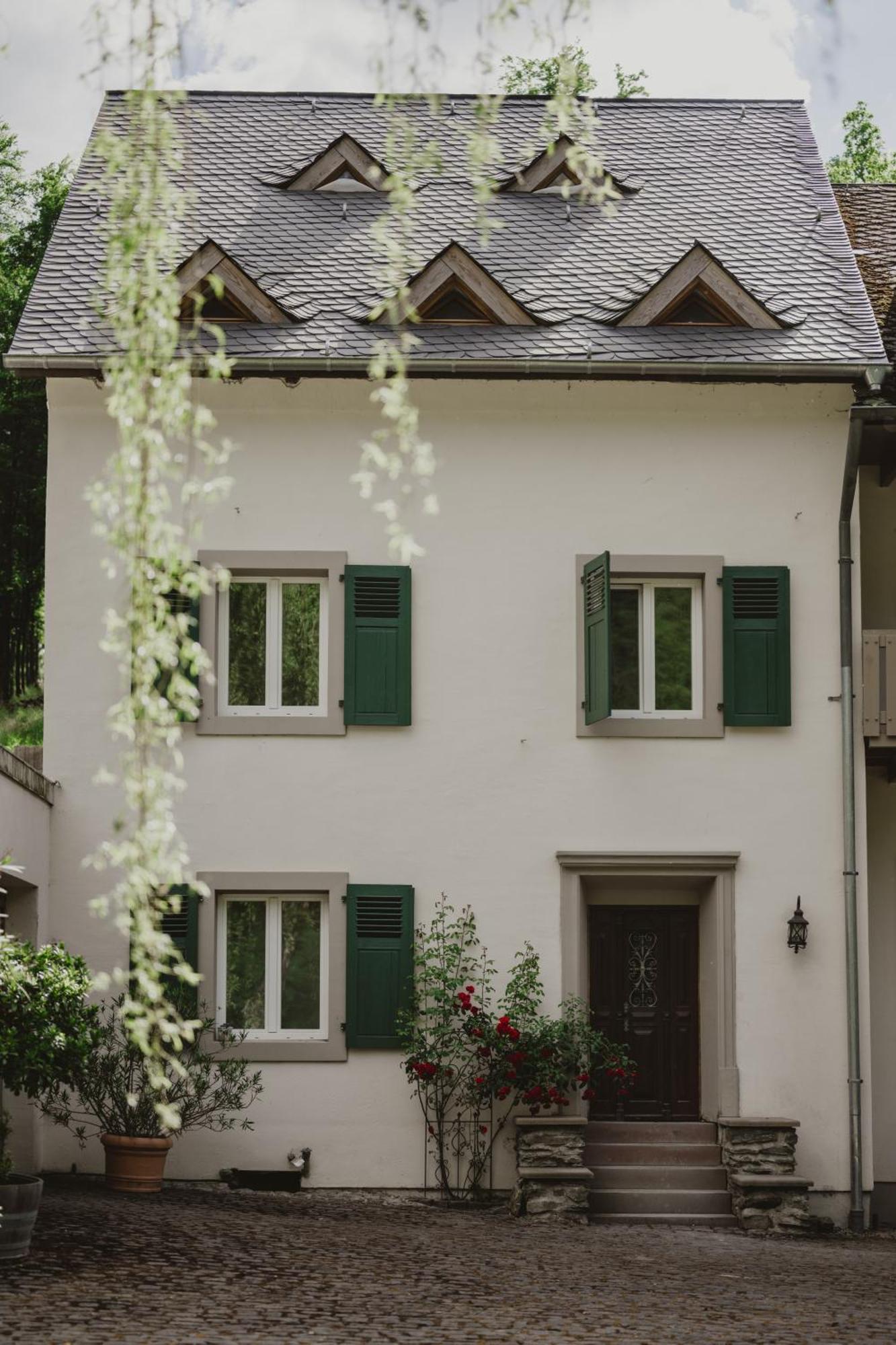 Alte Baeckerei Apartment Bescheid Bagian luar foto