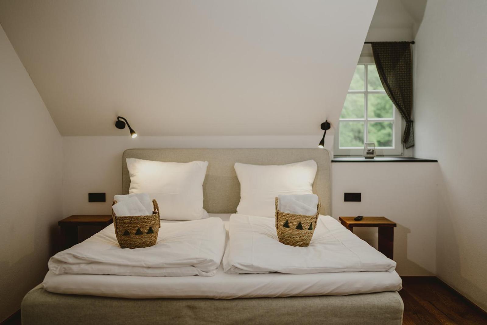 Alte Baeckerei Apartment Bescheid Bagian luar foto