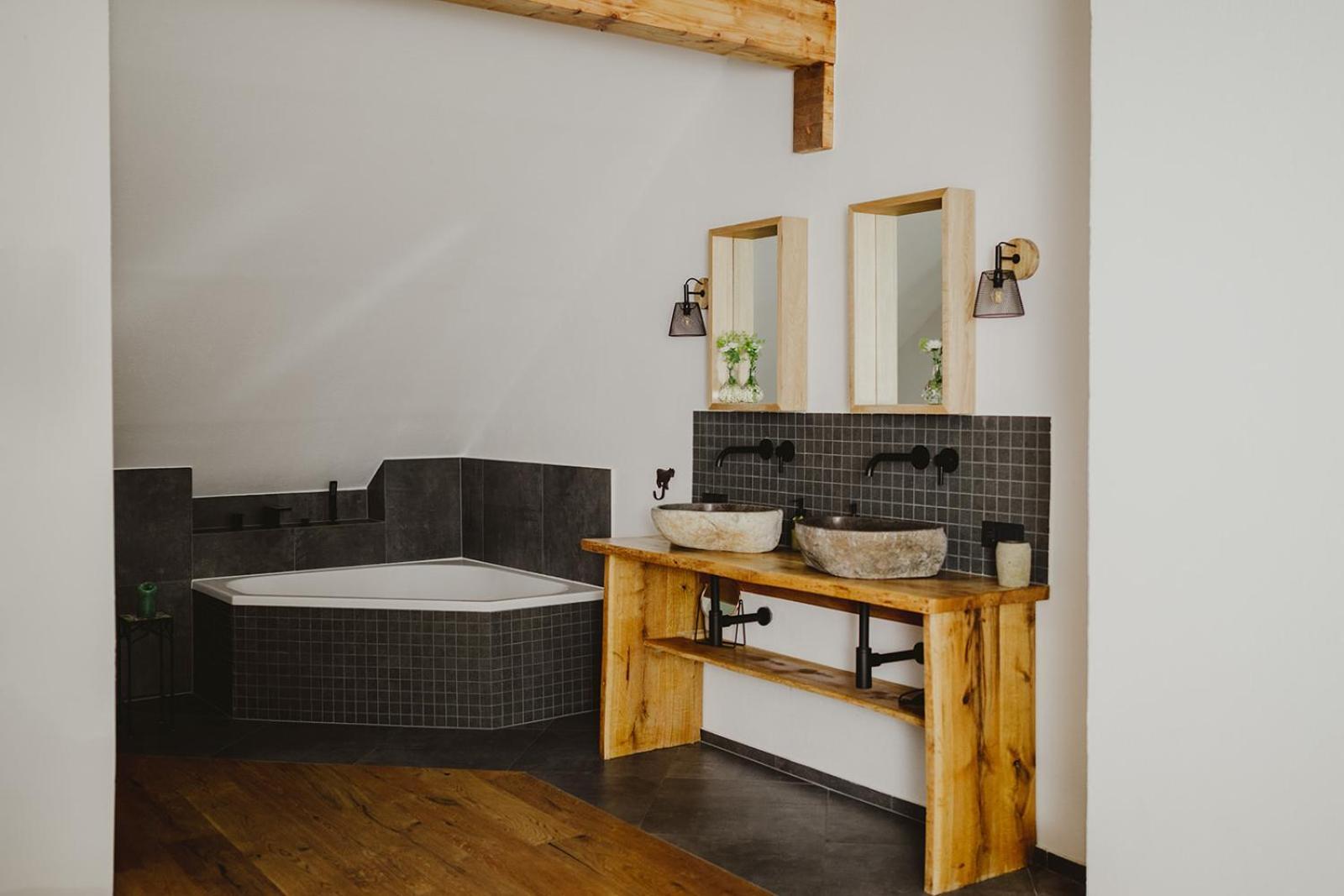 Alte Baeckerei Apartment Bescheid Bagian luar foto