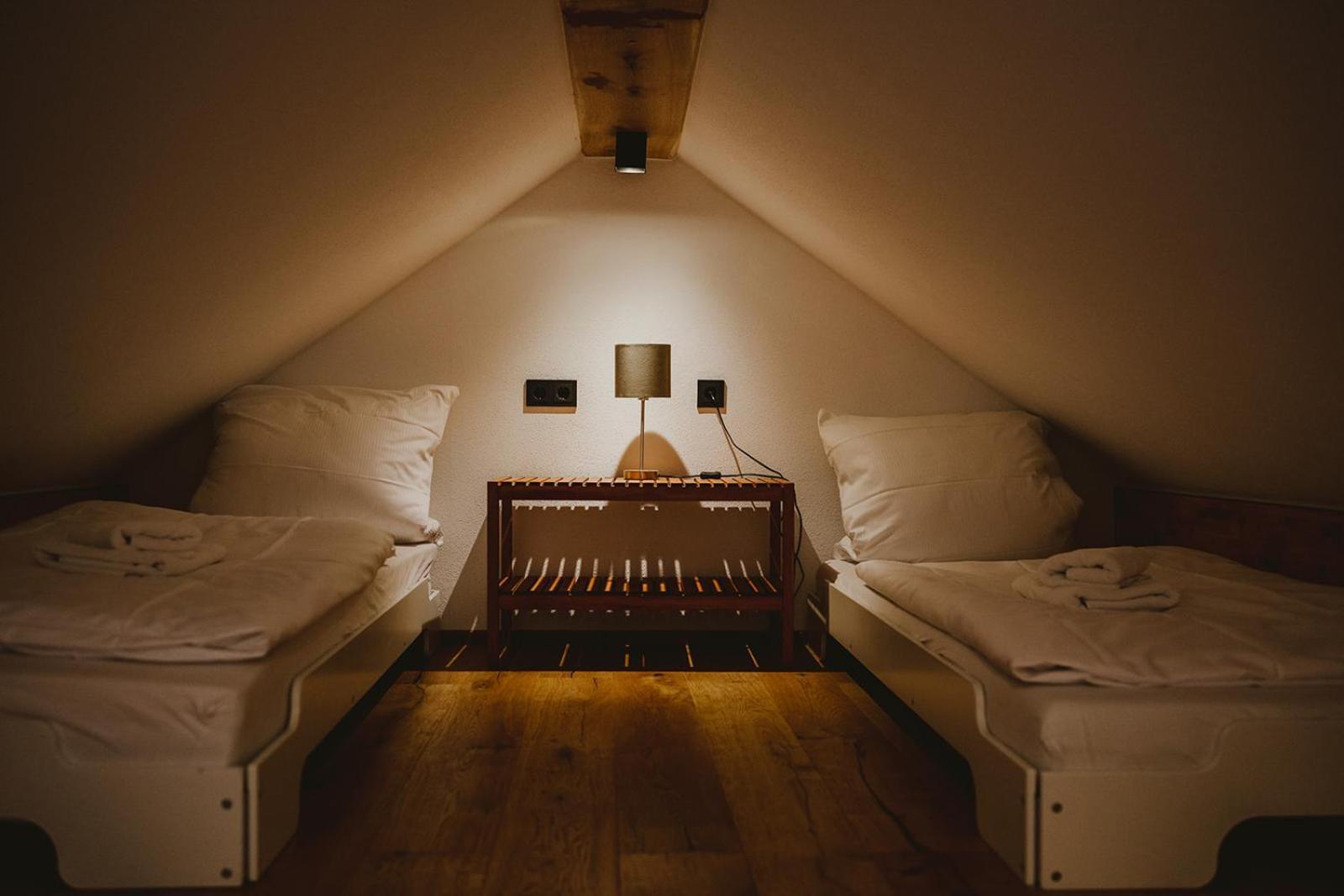 Alte Baeckerei Apartment Bescheid Bagian luar foto