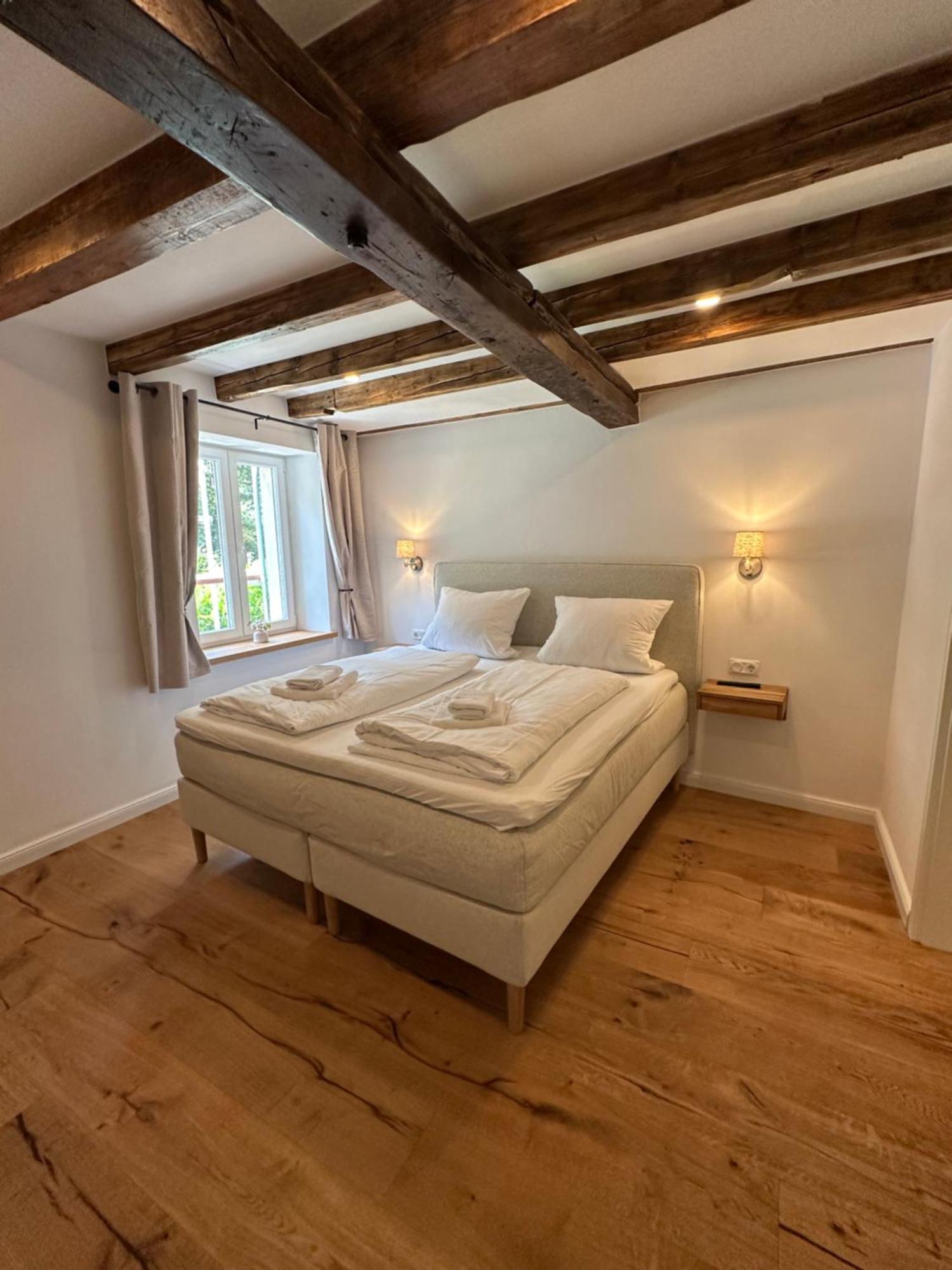 Alte Baeckerei Apartment Bescheid Bagian luar foto