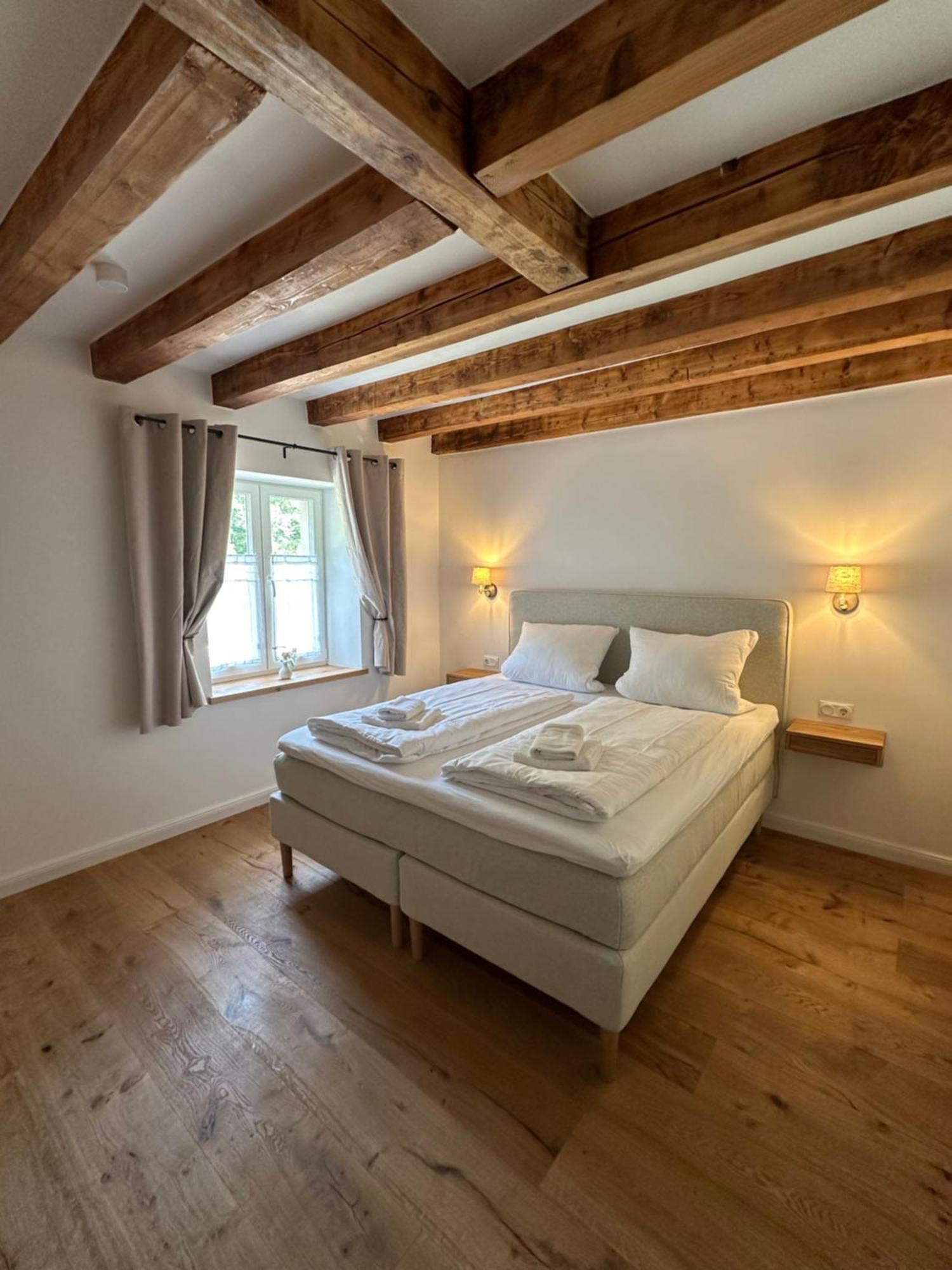 Alte Baeckerei Apartment Bescheid Bagian luar foto